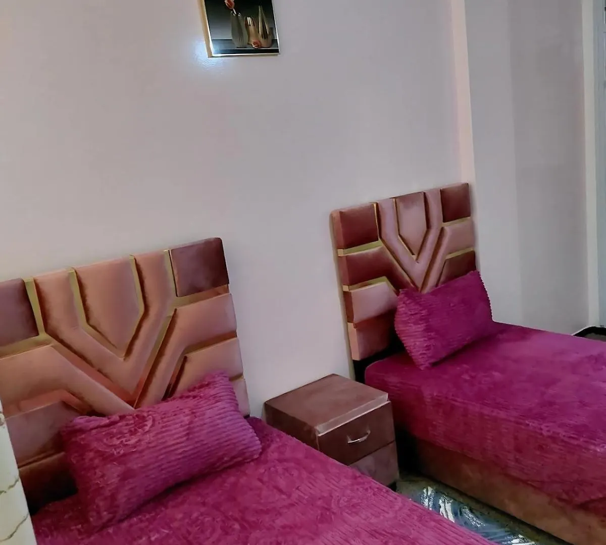 Luxurious Stay In Downtown Family Apartment Fes